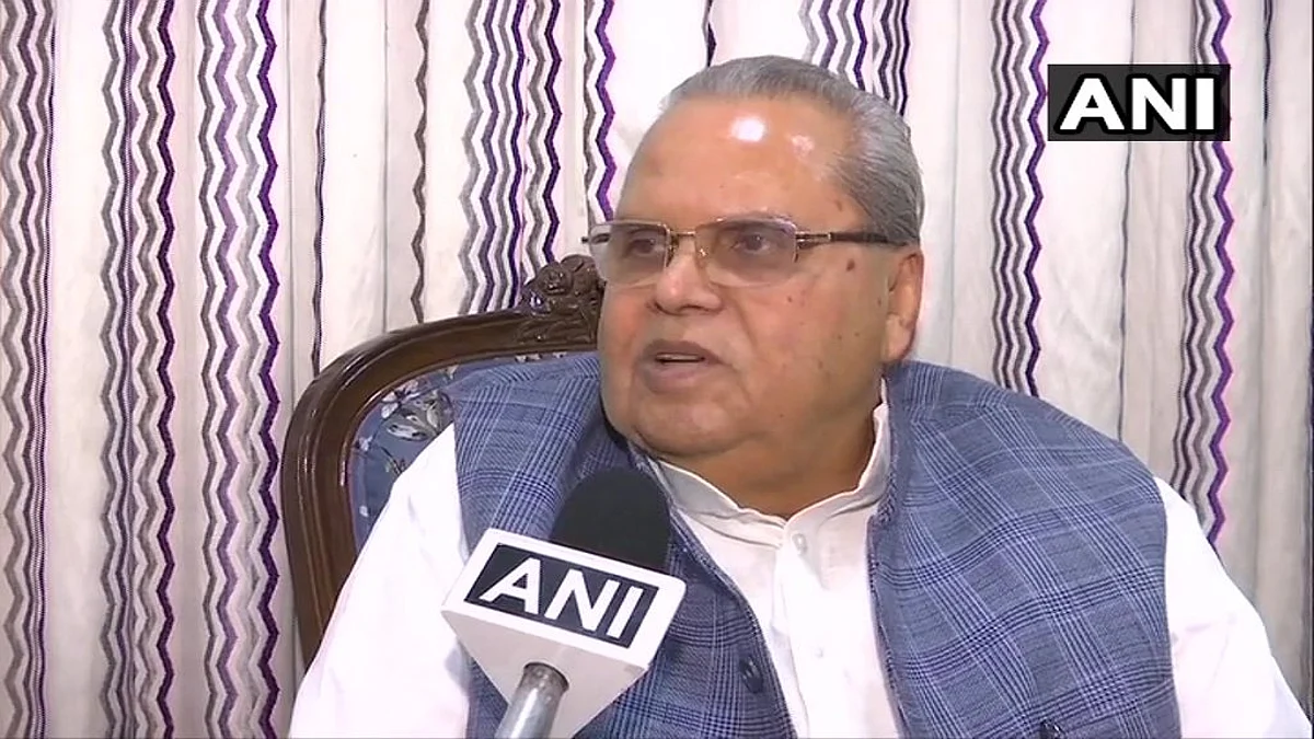 राहुल गांधी के जम्मू-कश्मीर दौरे पर राज्यपाल ने कहा ‘मैंने उन्हें बुलाया था लेकिन सबकुछ प्रशासन के हाथ में था’