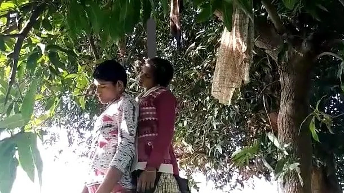 घर वालो की बंदिश की वजह से प्रेमी जोड़े फांसी के फंदे पर झूले, छतरपुर जिले के बमीठा थाना क्षेत्र की घटना।