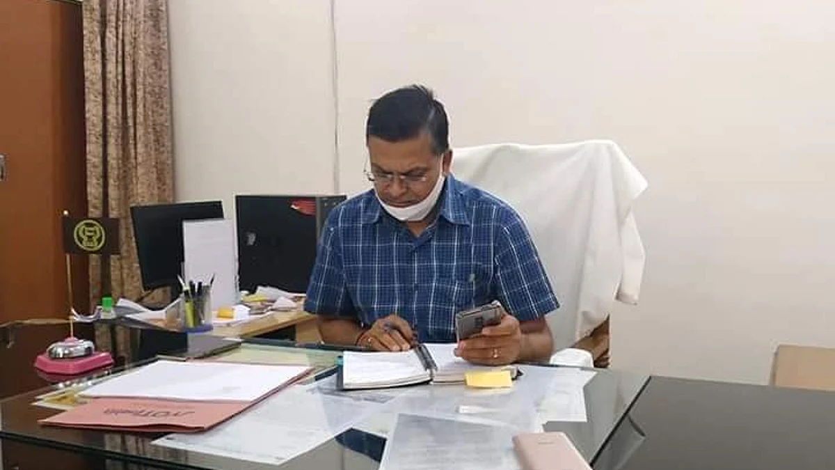 किसानों के हितों की रक्षा के लिए डीएम ने जारी किए निर्देश