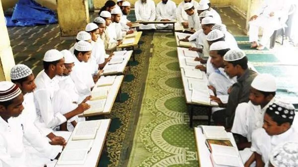 सवाल वाजिब है! सरकारी पैसे पर धार्मिक शिक्षा क्यों?