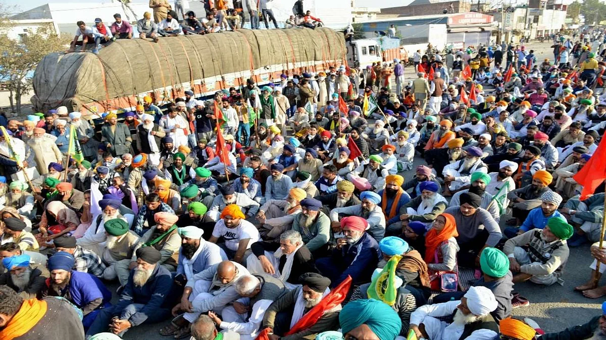 अमित शाह की किसानों से दो टूक, सड़कों से हटकर मैदान में रहकर प्रदर्शन करे, सरकार हर मांग पर विचार करने के लिए तैयार