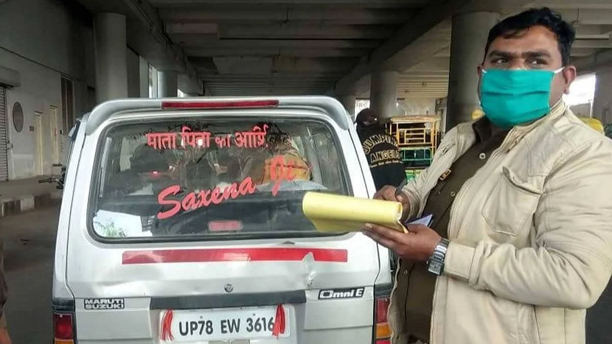 वाहनों पर जातिसूचक शब्द लिखे तो होगा चालान, लेकिन राजनीति का क्या?