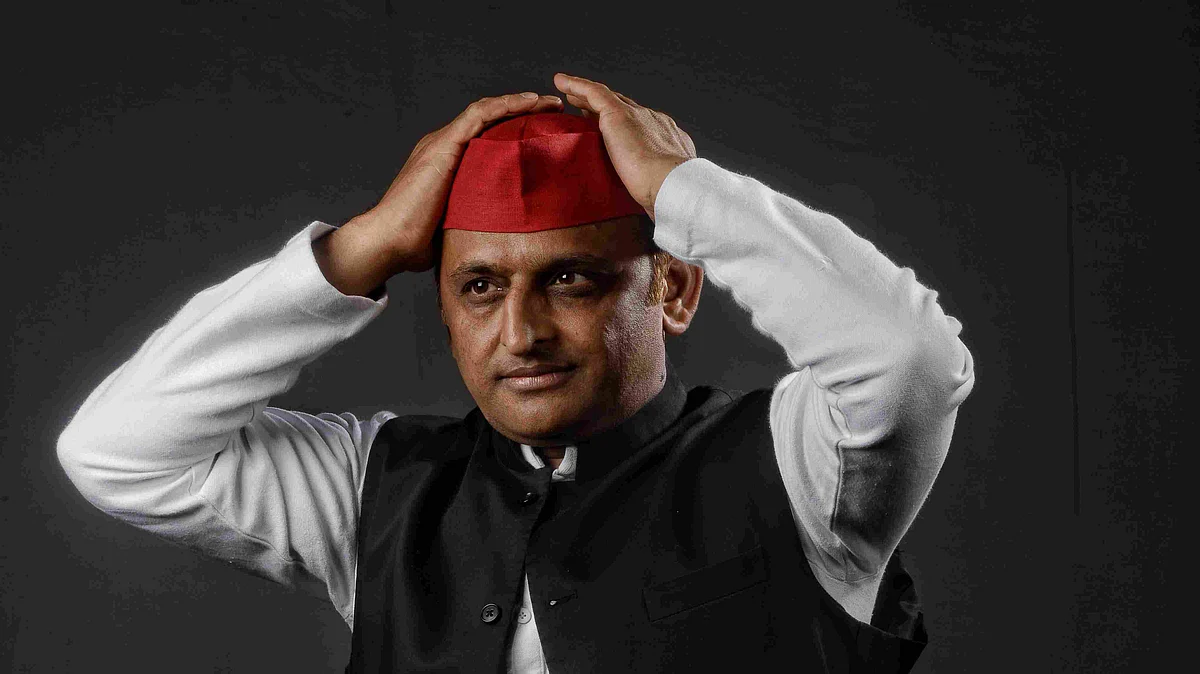 UP विधान परिषद की 4 सीटें अखिलेश यादव के लिए बड़ी चुनौती, यहां जानिए पूरा समीकरण