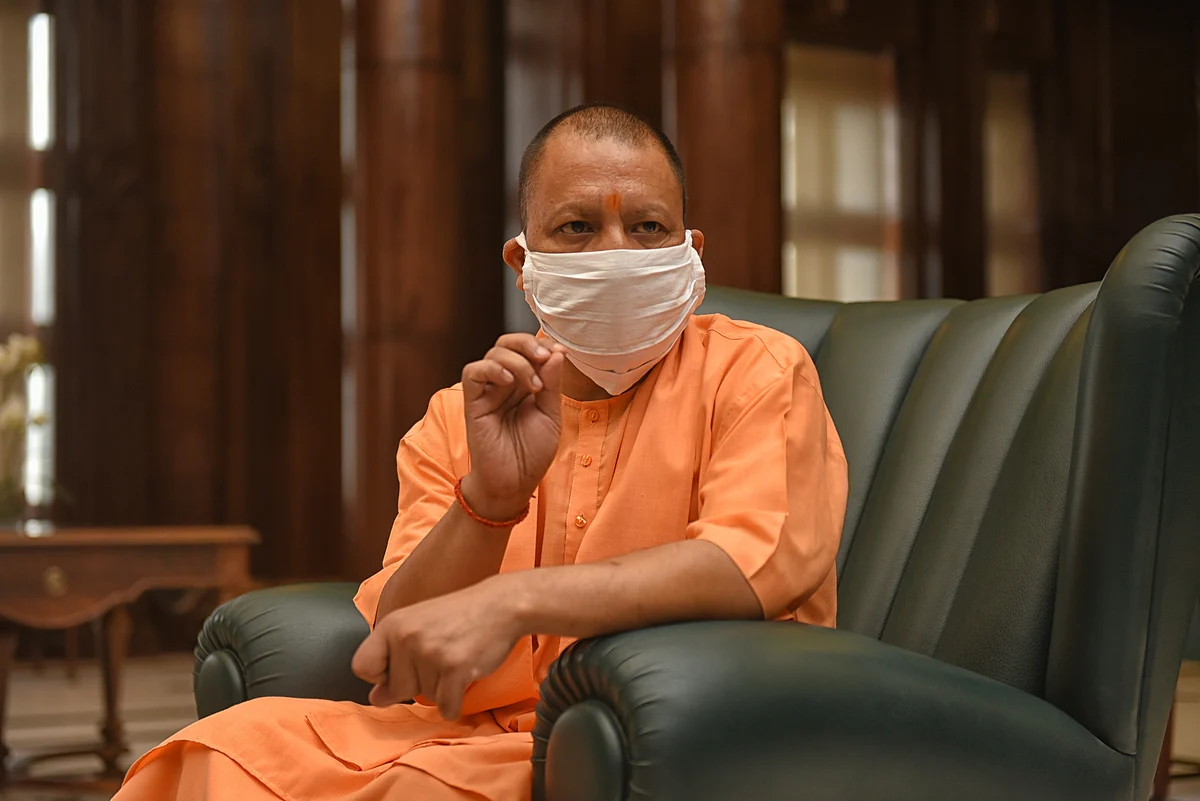 'यूपी सरकार आपके द्वार' अभियान पर मंडलों से लौटकर मंत्रियों ने सौंपी अपनी रिपोर्ट
