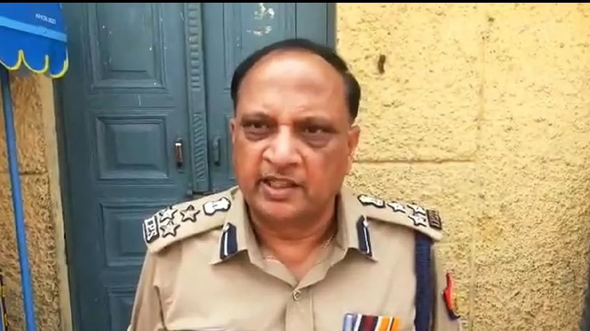 आगरा: दूसरे समुदाय की युवती के अपहरण के आरोप में अराजक तत्वों ने युवक के घर में लगाई आग