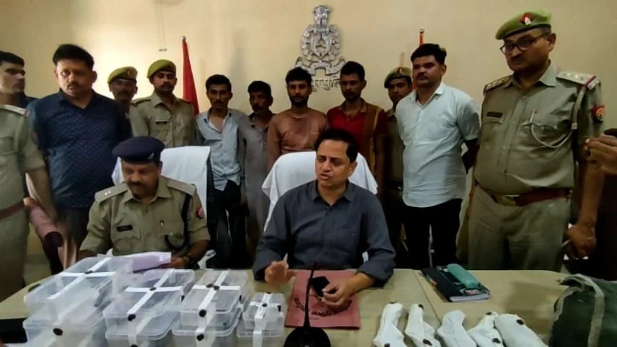 हमीरपुर पुलिस के हाथ लगी बड़ी सफलता, 2 अवैध तमंचा फैक्ट्रियों का किया भंडाफोड़, 6 गिरफ्तार