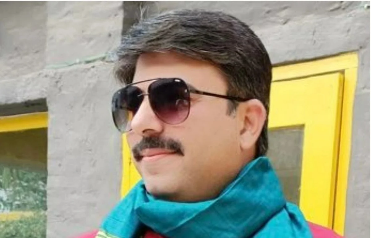 देवरिया सदर के बीजेपी विधायक शलभ मणि समेत 10 के खिलाफ गंभीर धाराओं में मामला दर्ज