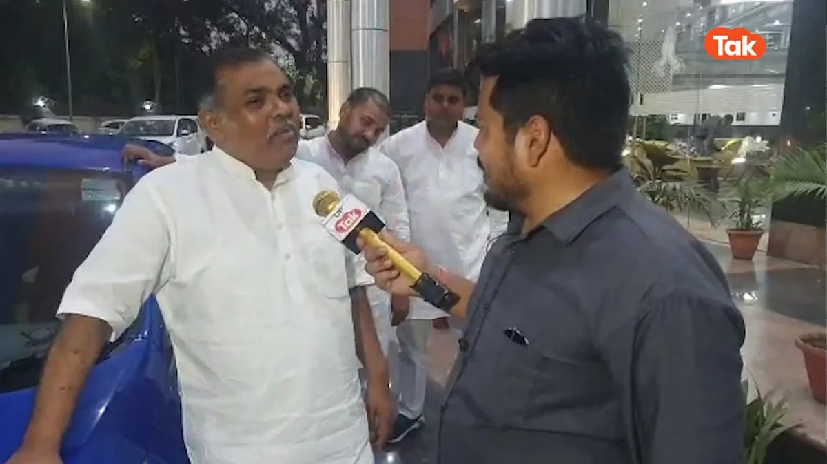 सपा ने वापस मांग ली फॉर्च्युनर तो महान दल के केशव देव मौर्य के बदले सुर, करने लगे 'तौबा'