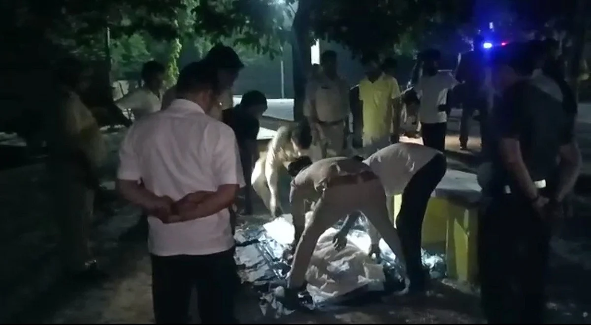 शाहजहांपुर: महिला और उसके प्रेमी की धारदार हथियार से हत्या, पति और बेटे फरार