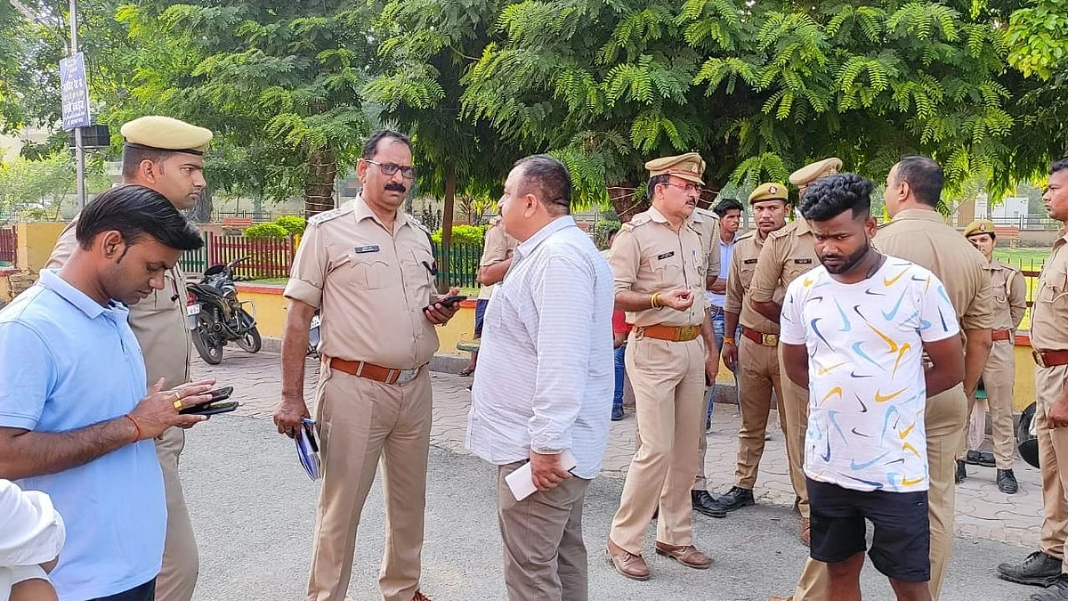 पीलीभीत में भीषण सड़क हादसा, DCM सवार 10 लोगों की मौत, 7 घायल, CM योगी ने दिया ये निर्देश