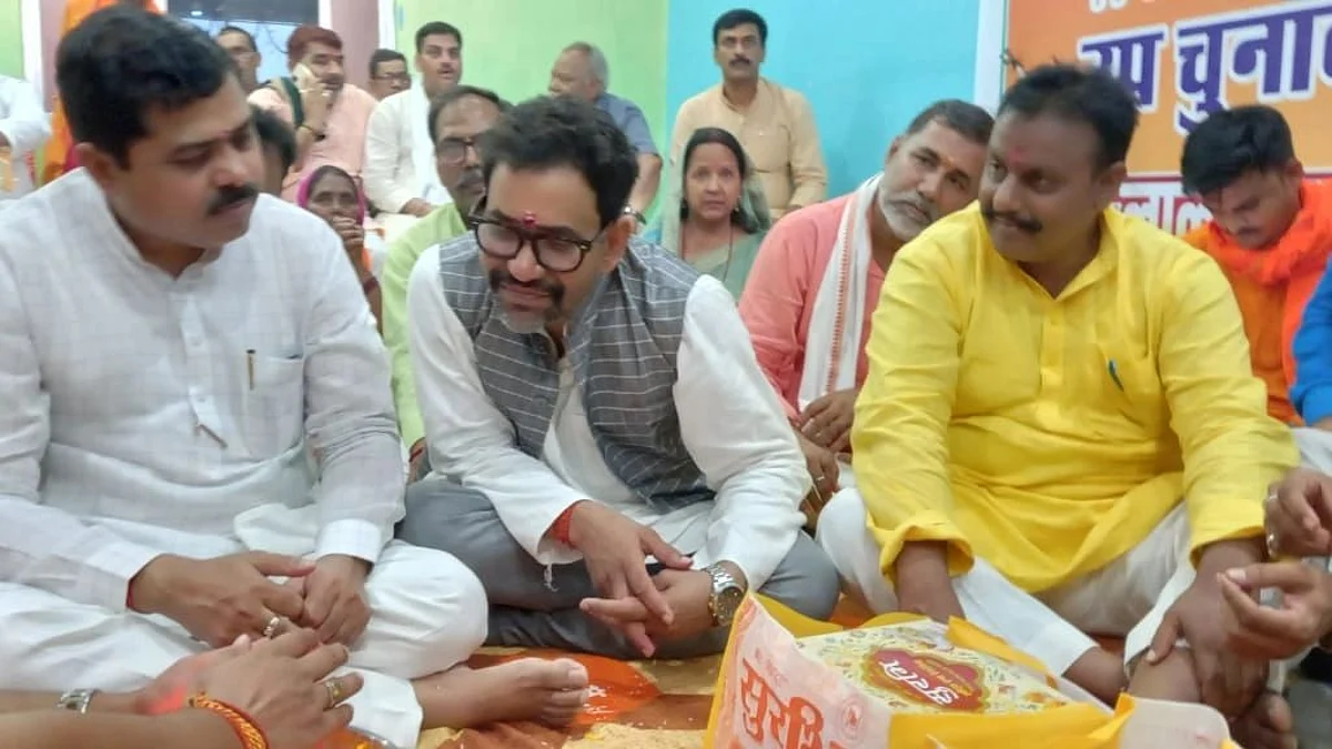 आजमगढ़ उपचुनाव: अखिलेश पर बरसे BJP प्रत्याशी निरहुआ, बोले- 'जनता चाहती है इस बार कमल खिले'