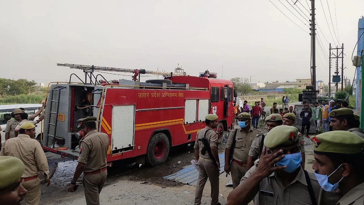 हापुड़: केमिकल फैक्ट्री में बॉयलर फटने से 12 मजदूरों की मौत, कई घायल, कौन है इसका मालिक?