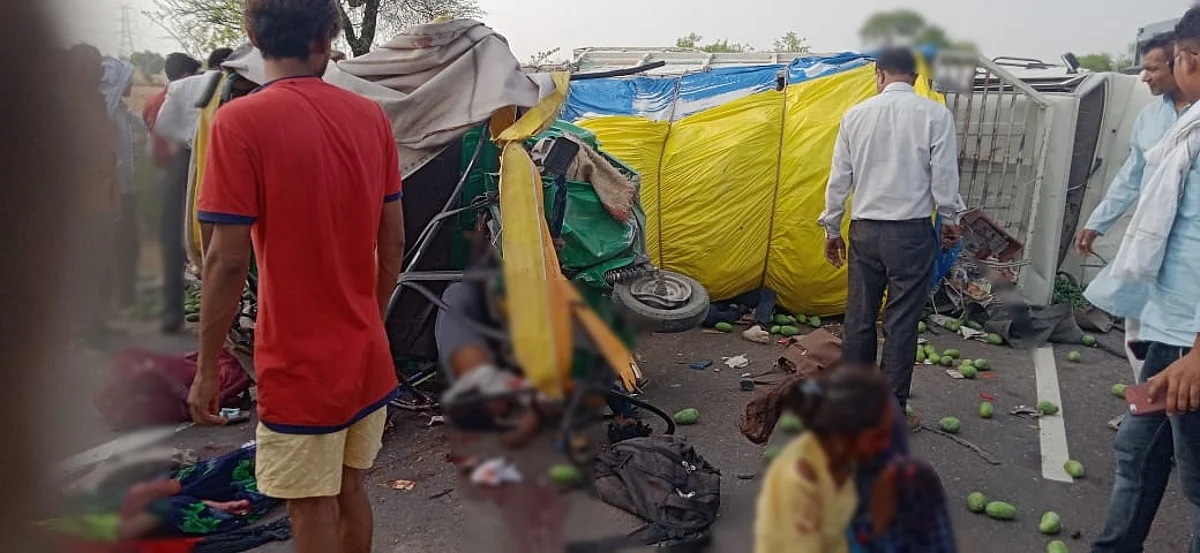 हमीरपुर: नेशनल हाईवे 34 पर बड़ा सड़क हादसा, मृतकों की संख्या बढ़कर 8 हुई