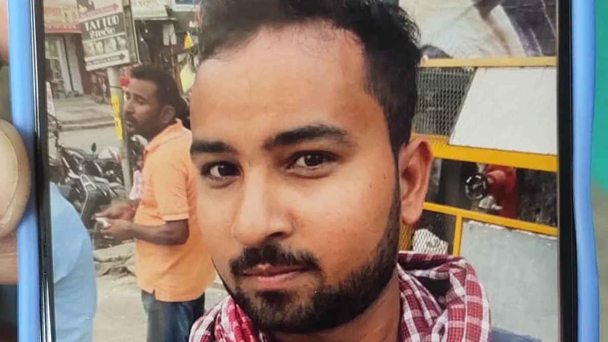 गोरखपुर: पति ने पत्नी पर चढ़ाई कार, मां को बचाने गए बेटे को पिता ने रौंदा, हुई मौत