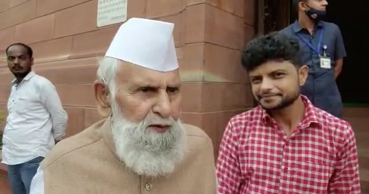 'हर घर तिरंगा' अभियान पर SP सांसद बर्क बोले- ये मुल्क का झंडा, वो हमें मुल्क का मानते नहीं