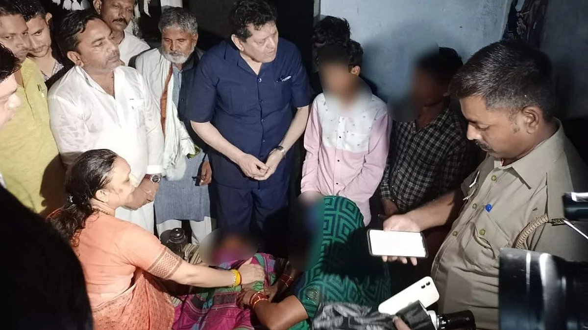 लखीमपुर खीरी: कांग्रेस प्रतिनिधिमंडल ने पीड़ित परिवार से की मुलाकात, सरकार पर साधा निशाना