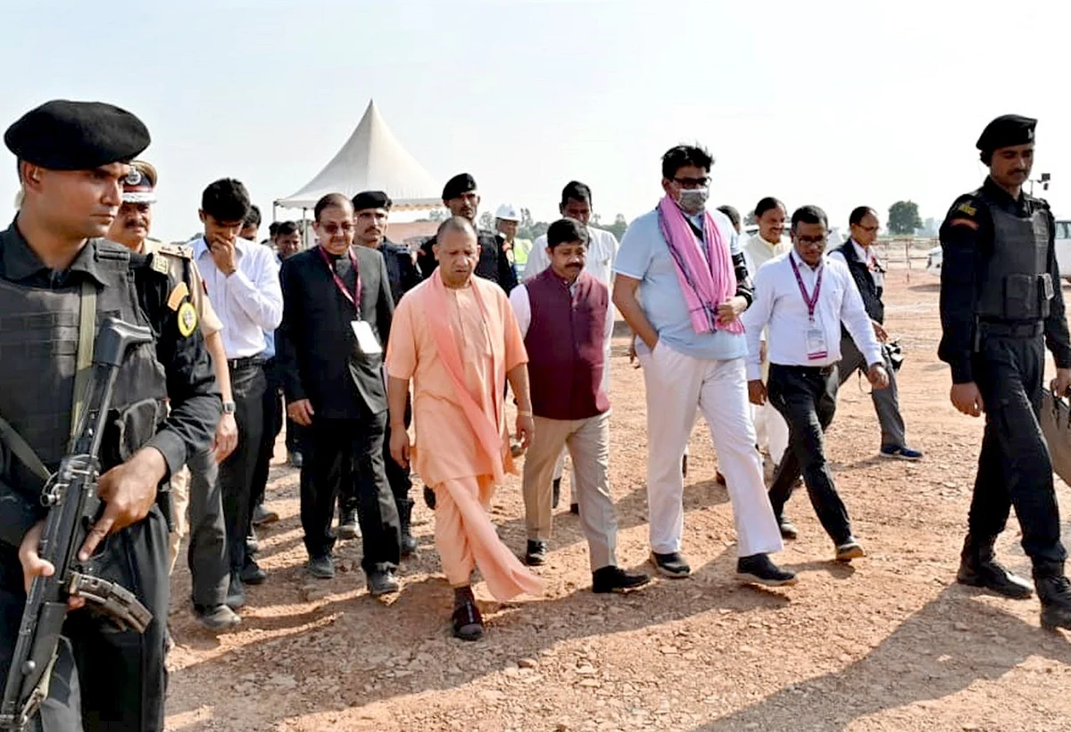 CM योगी ने वर्ल्ड डेयरी समिट की तैयारियों का लिया जायजा, PM मोदी 12 को करेंगे उद्घाटन