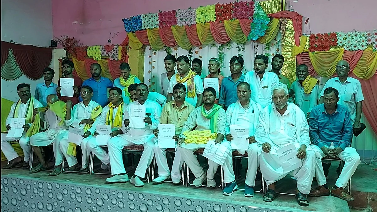 मऊ: अब ओम प्रकाश राजभर की SBSP से प्रदेश सचिव सहित कई नेताओं ने दिया इस्तीफा