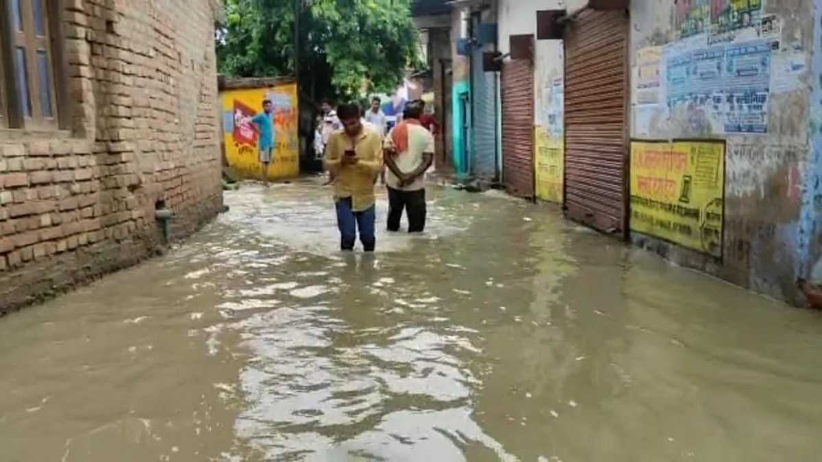 हमीरपुर: बारिश ने मचाई तबाही, 'टूटा 50 साल का रिकॉर्ड', 23 सितंबर तक सरकारी स्कूल बंद