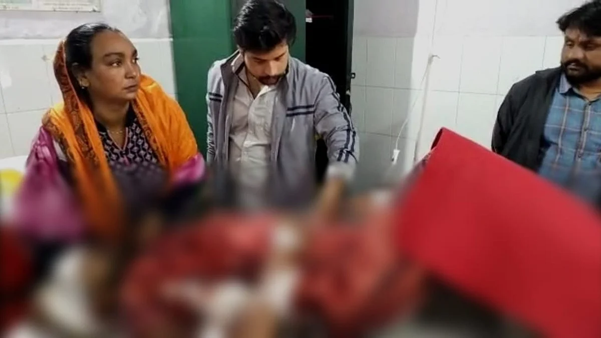 अमरोहा: बुलेट बेचने के बाद पैसे लेने खरीदार के पास गया युवक, बंधक बनाकर पीटा, हालत गंभीर