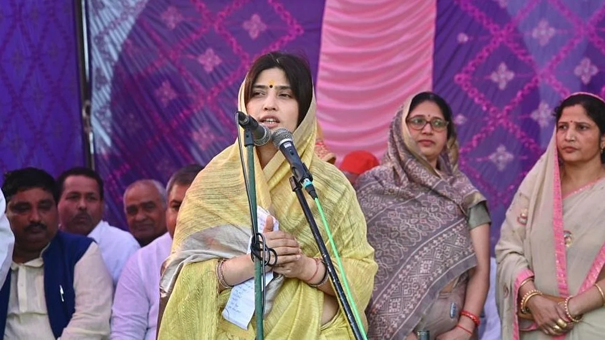 मैनपुरी उपचुनाव: अब इस पार्टी ने किया डिंपल को समर्थन देने का ऐलान, शिवपाल से हुई ये बात