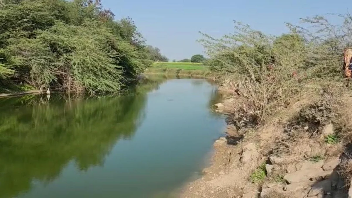 हमीरपुर: ममता का कत्ल! नदी में मिला नवजात का शव, पैदा होते ही फेंके जाने की आशंका