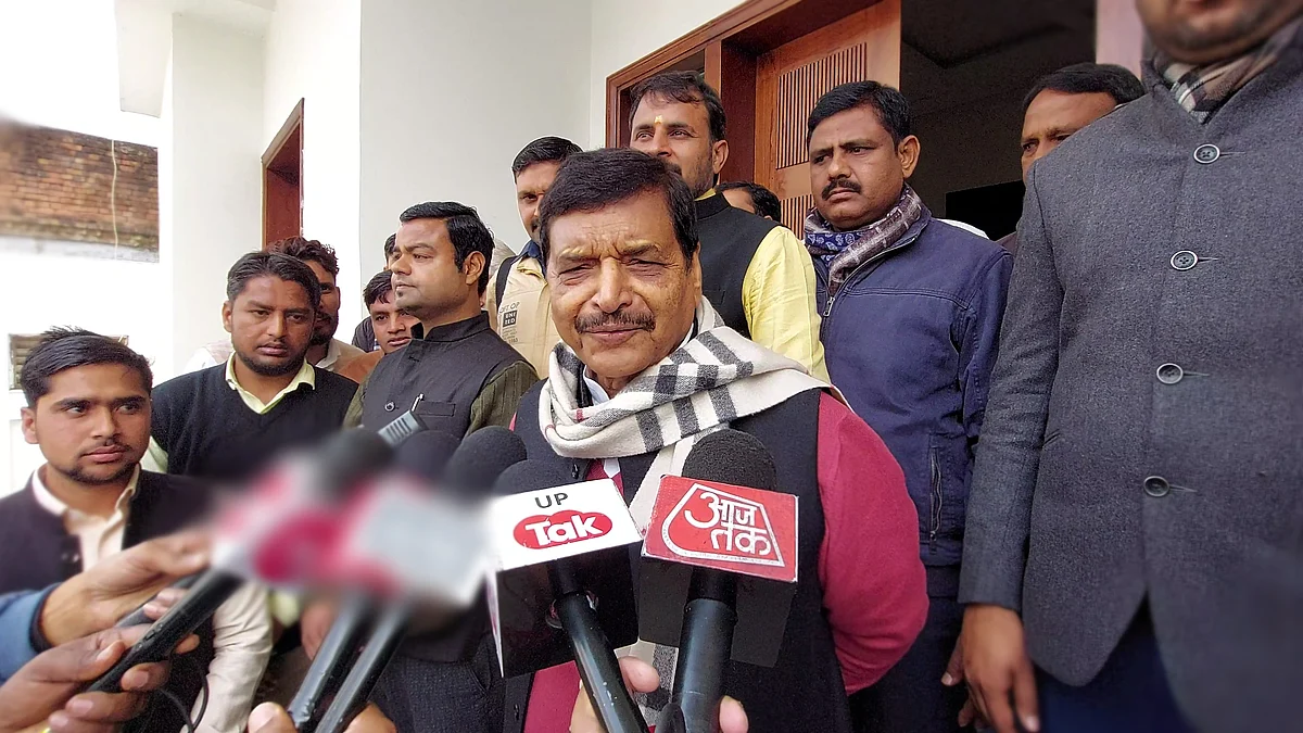 रामचरितमानस पर स्वामी प्रसाद मौर्य के विवादित बयान पर बोले शिवपाल- 'यह पार्टी की राय नहीं'