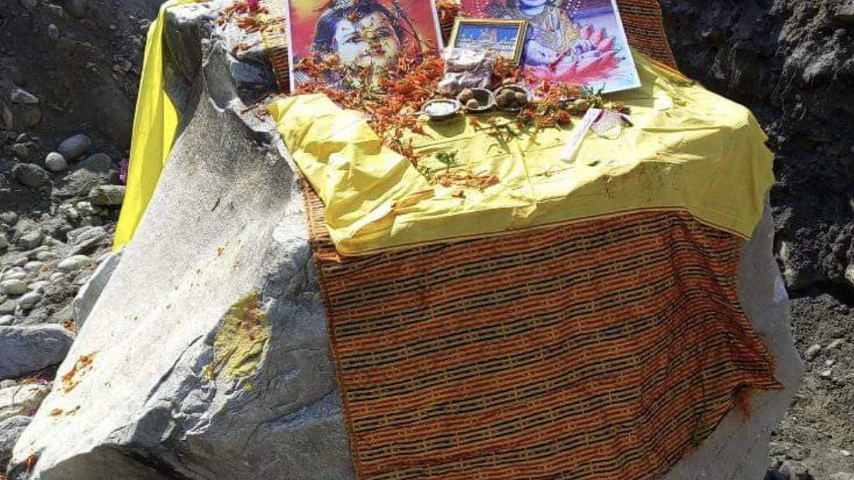 नेपाल की गंडकी नदी से मिली शिला से बन बनेगी रामलला की प्रतिमा! जानें क्यों खास है ये शिला