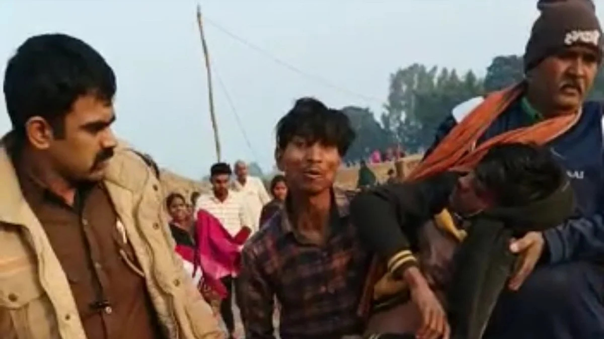 देवरिया: बाइक से लगी टक्कर, दबंगों ने दलित युवक की जमकर की पिटाई, इलाज के दौरान हुई मौत