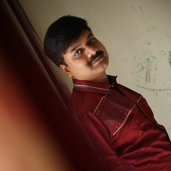 அமளி துமளி நெளியும் வேலி, நாணி கோனி, ஜிங்குனா மணி... வார்த்தைகள் பிடித்த கதை சொல்கிறார் பாடலாசிரியர் விவேகா!