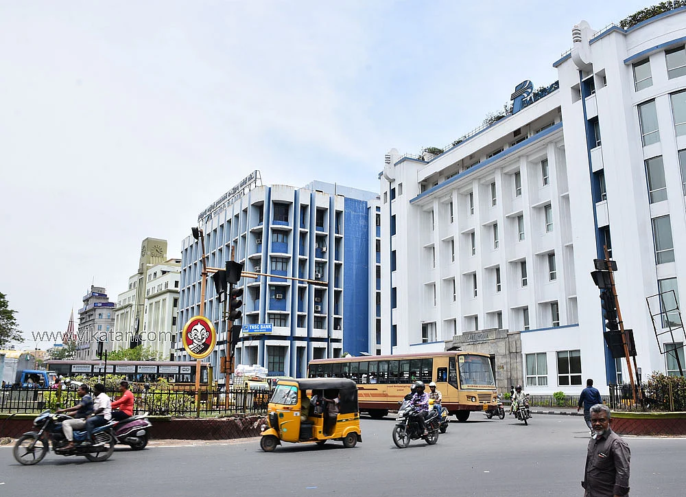 சென்னையின் நூற்றாண்டு வரலாற்றை தாங்கி நிற்கும் கட்டடங்கள்..! அன்றும் இன்றும் - சிறப்பு புகைப்படத்தொகுப்பு #madrasday