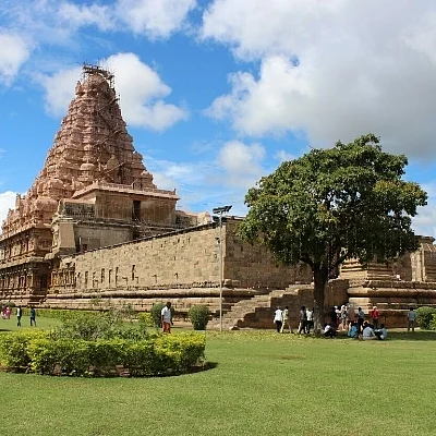 கங்கையின் தமிழக பிரவேசம்... கங்கைகொண்ட சோழபுரத்தில் கோலாகலம்