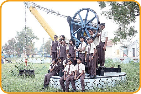 குயிலாக இசைக்கும் மலைராணி ரயில்!