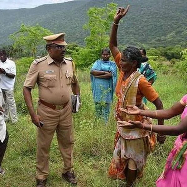 ``தங்கத்துல ரோடு போட்டாக்கூட இவ்ளோ செலவு ஆகாதுபோல!” - 8 வழிச்சாலைக்கு எதிராக கே.பி பயணம்!