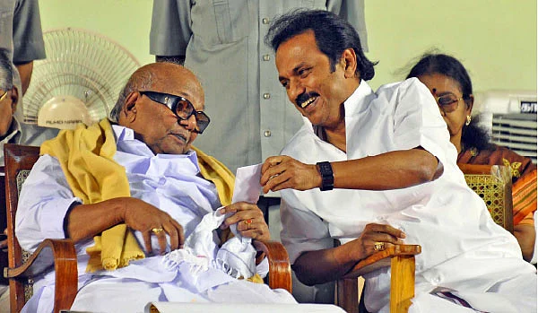 கறிவேப்பிலைக்காகக் காத்திருக்கும் ஜெ.