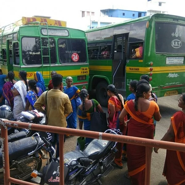 ஜாக்டோ- ஜியோ போராட்டமும் மினி பஸ்ஸும்.! அவதிப்பட்ட மக்கள்.!