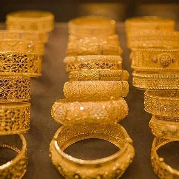 ‘8 கிலோ தங்கநகை பார்சல்; மிளகாய்பொடி டெக்னிக்’- பட்டப்பகல் கொள்ளையால் அதிர்ந்த போலீஸ்