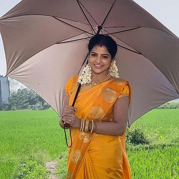 ``என் கல்யாணம் இப்படித்தான் நடக்கும்'' - `பாண்டியன் ஸ்டோர்ஸ்' சித்ரா!