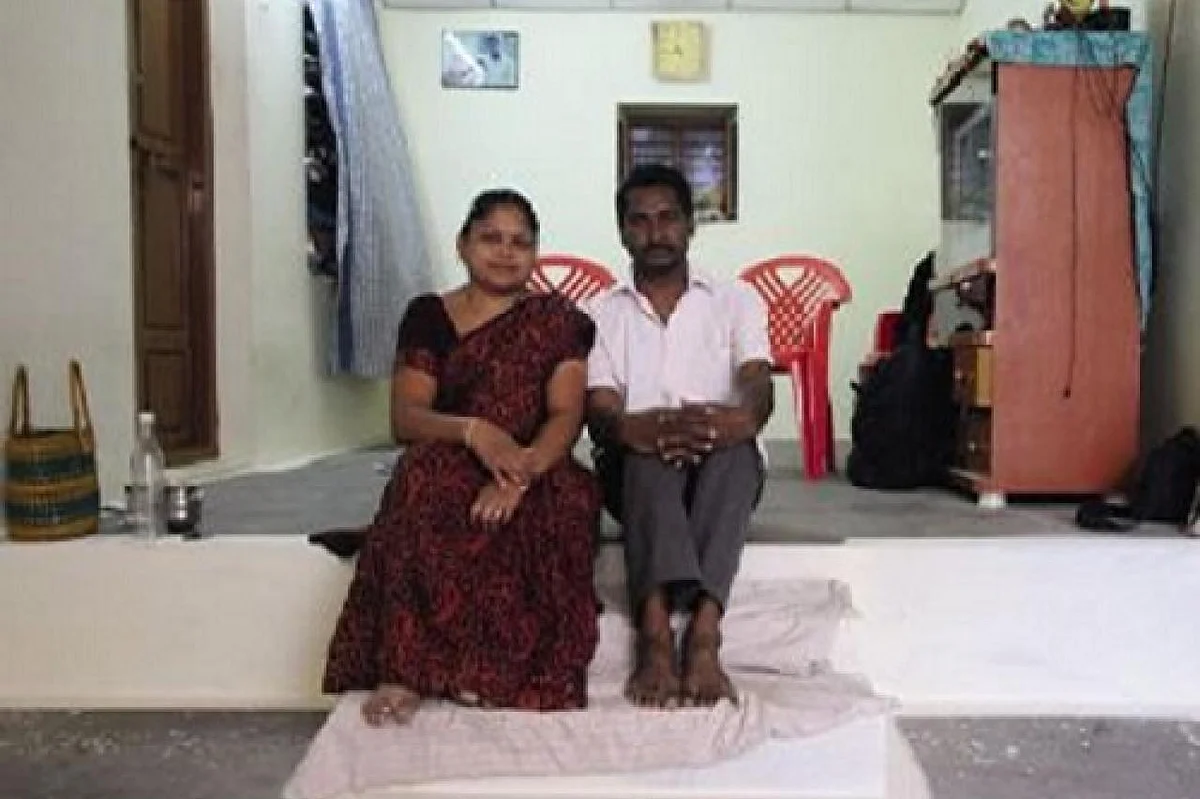 ``என் கணவர் திரும்பிவருவார்னு நானும், என் மகனும் காத்துக்கிட்டு இருக்கோம்!'' - முகிலன் மனைவி பூங்கொடி