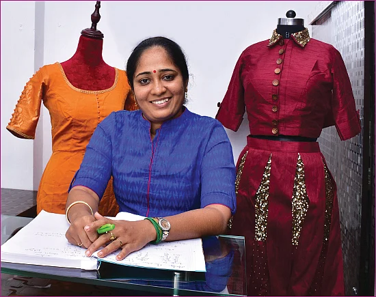 பேஷன்: அம்மா, பாட்டி புடவையையும் டிசைனர் உடையாக்கலாம்!