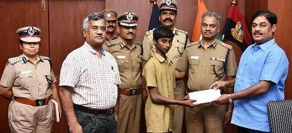 ``கமிஷனர் வாழ்க்கை கொடுத்தார்... சூர்யா அதைத் தவறவிட்டுட்டான்” - வருந்தும் அண்ணாநகர் வாசிகள்!