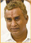 தமிழ்நாடு அரசு... நிஜமாய் ஆள்வது யார்?