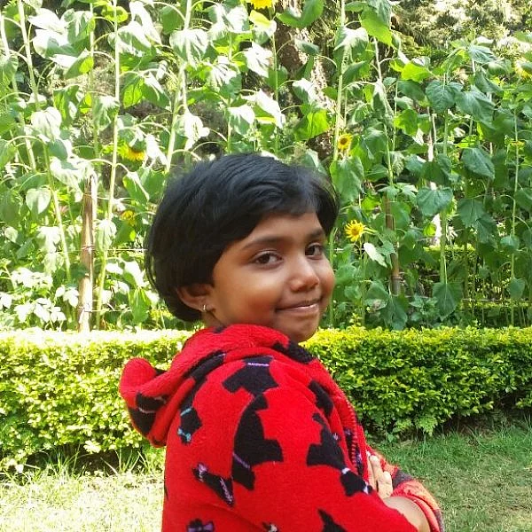 'அறுபத்து நான்கே விநாடிகள்தான்!'- வேதியியலில் அசத்திய ஏழு வயது சிறுமி