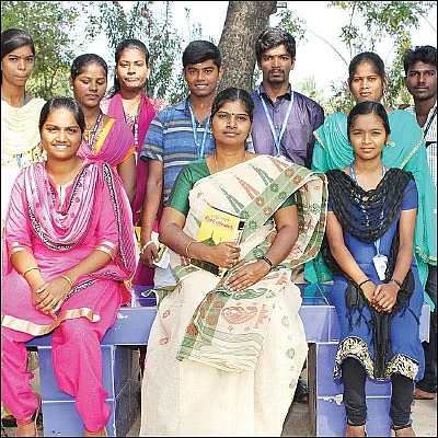 எழுத்துக்கு அப்பால்! - வெ.நீலகண்டன்