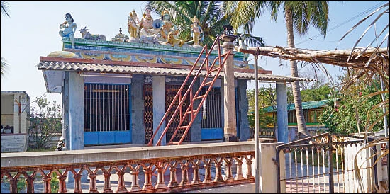 நாரதர் உலா - படிக்கட்டுகளான கல்வெட்டுகள்!