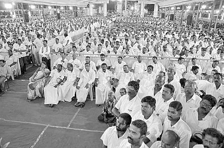 காங்கிரஸ் கட்சி நாலாவது இடத்தில் இருக்கிறது!