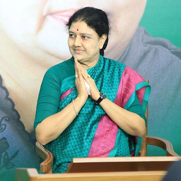 `சசிகலாவிடம் சமரசம் பேசினாரா எடப்பாடி பழனிசாமி?' - ஆளும்கட்சியை மிரள வைக்கும் மே 23