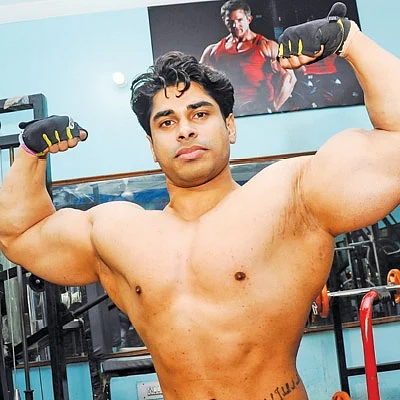 வாழும்வரை போராடு!
