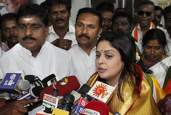 கட்சி மேலிடம் அனுமதி அளித்தால் தேர்தலில் போட்டி - நடிகை நக்மா