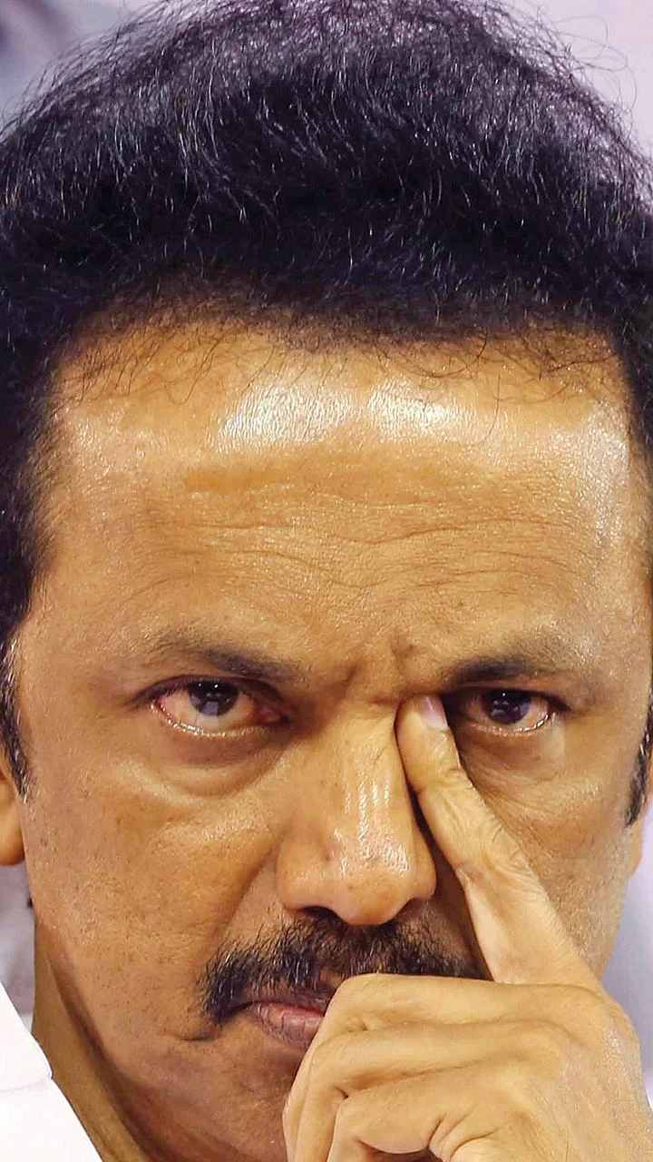 மிஸ்டர் கழுகு: பாயும் ஸ்டாலின்... பதறும் குடும்பம்! - தி.மு.க கூட்டணி கணக்கு...